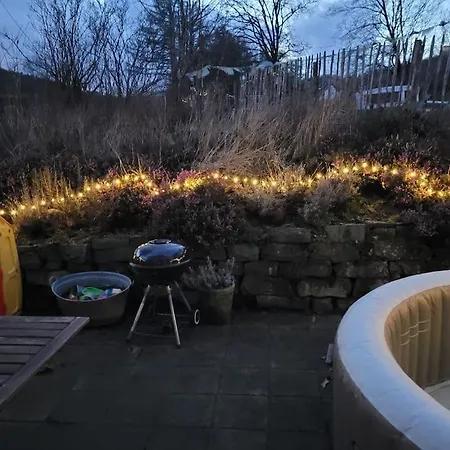 شقة Landidyll, Whirlpool, Minipigs, Ponys, Familien Halver