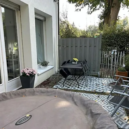 Landidyll, Whirlpool, Minipigs, Ponys, Familien *